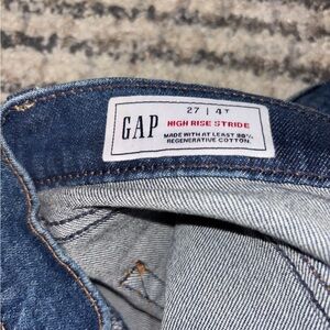 Gap High rise Stride Jean 4 TALL